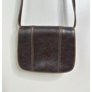 Liz Claiborne Polyvinyl Chloride Brown Women's Crossbody Wallet Bag Purse